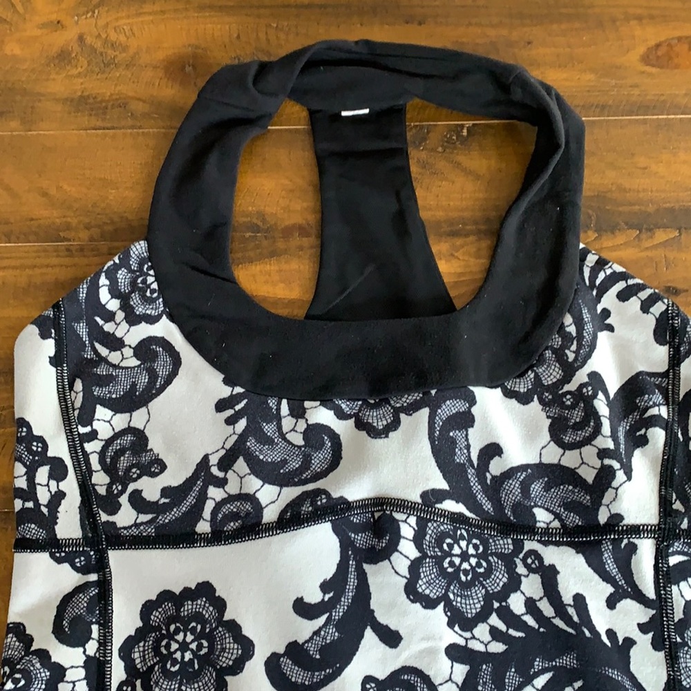 lululemon tank